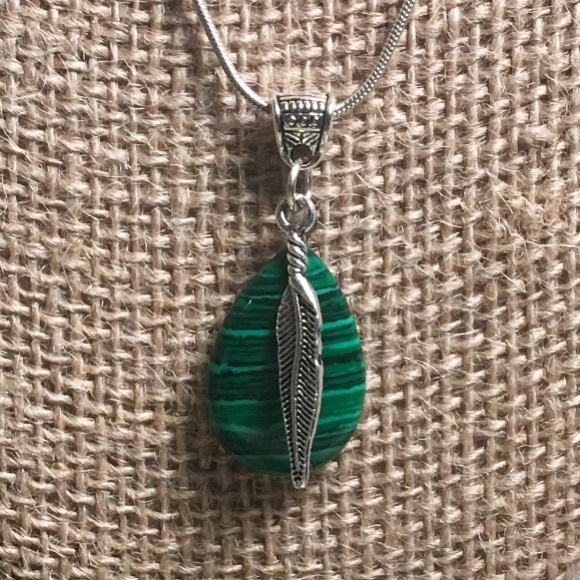 Sterling silver and malachite necklace - Picture 2 of 2